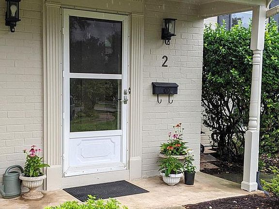 3rd image of 2 Lee Ct