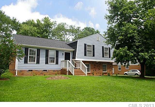 1st image of 7335 Meadowdale Ln