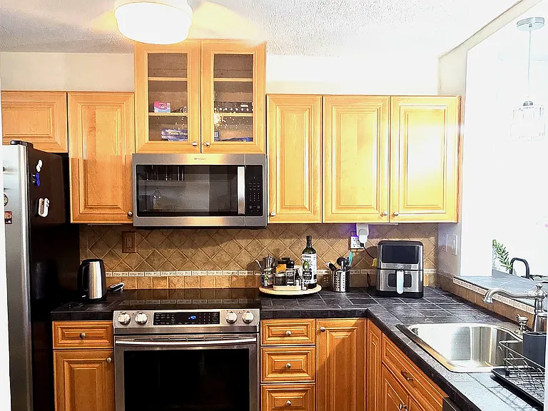 9531 Seagrape Dr #406 — Photo 5
