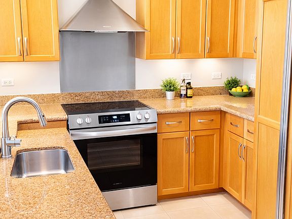 5th image of 1296 Kapiolani Blvd APT 3609