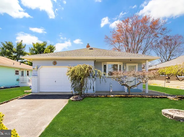 462 Jamaica Blvd, Toms River, NJ 08757