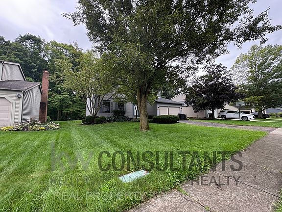 3rd image of 564 Glenside Ln