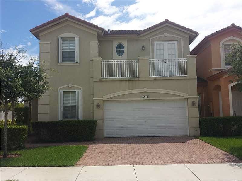 1st image of 8641 NW 110th Ave