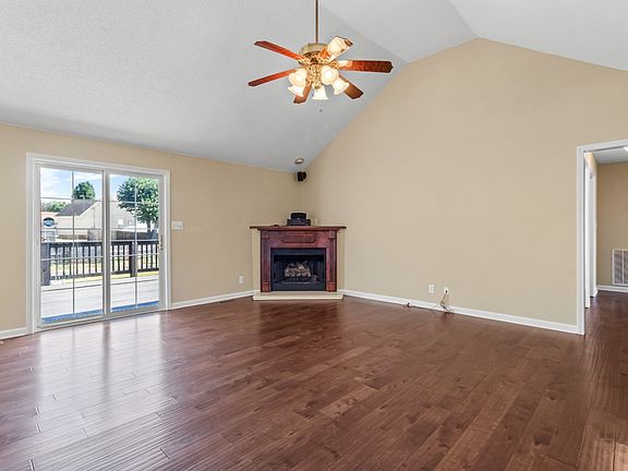 4th image of 3126 Whitetail Dr