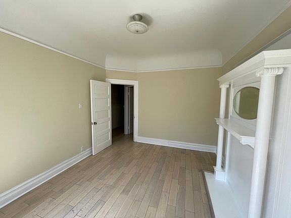 4th image of 1333 Grant Ave APT D