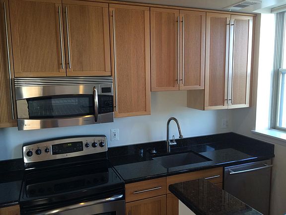 Deep stainless sink with full size Jenn Air dishwasher