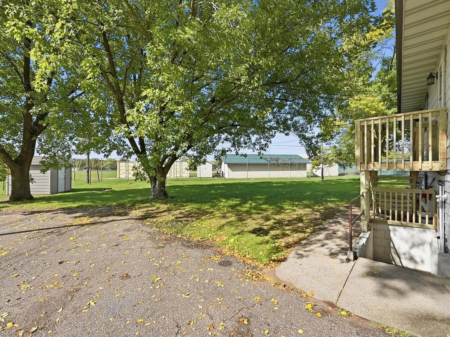 3 bed, 1008 sqft, $1,250 — Photo 4