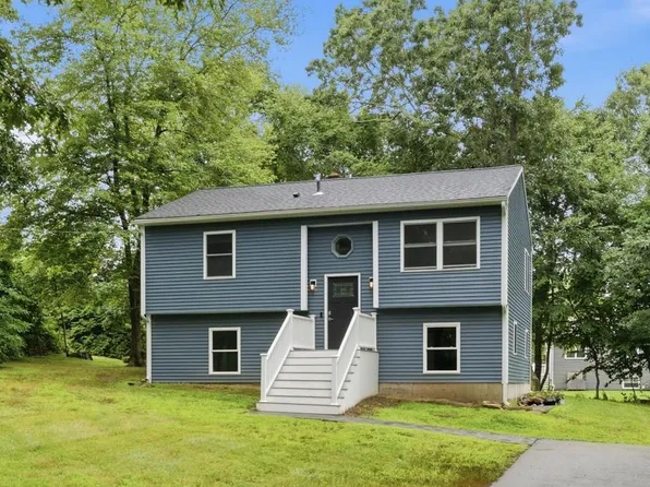 215 Canal St, Westerly, RI 02891