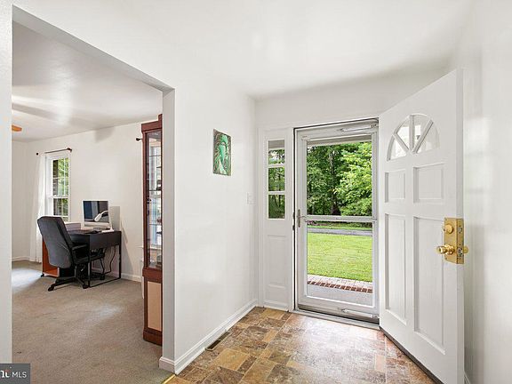 4th image of 6716 River Rd