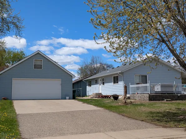 2109 Yellowstone Trl N, Brooklyn Park, MN 55444