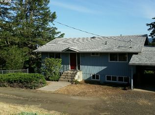 176 Arcadia Dr, Roseburg, OR 97471