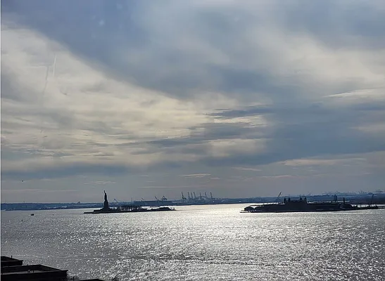 Rented by BATTERY PARK CITY RESIDENTIAL LLC | media 1