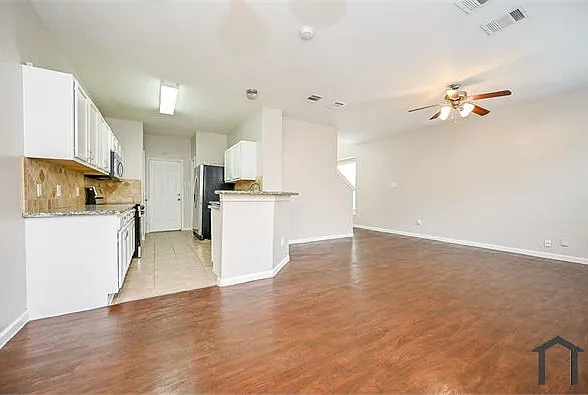 6127 Yorkglen Manor Ln — Photo 10