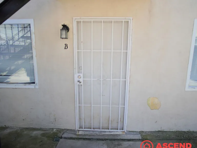 117 Woodrow Avenue — Photo 2