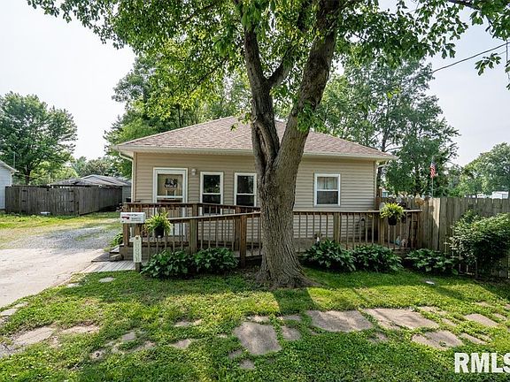 2nd image of 1402 Trout Ave