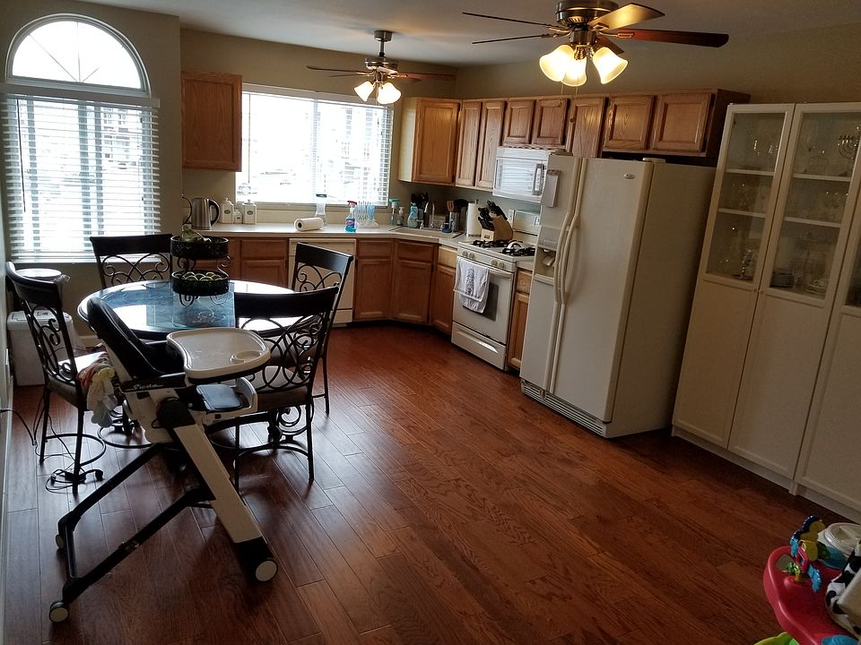 1st image of 55 Simmons Ln