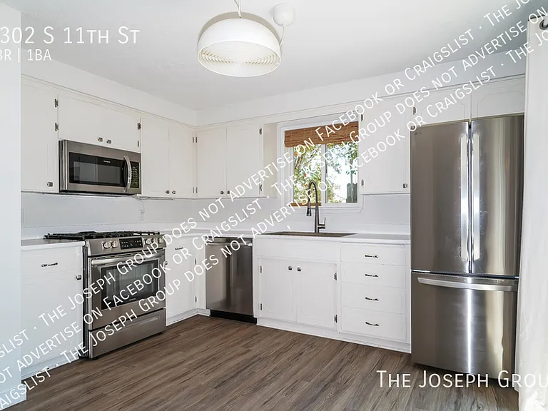 4302 S 11th St — Photo 7