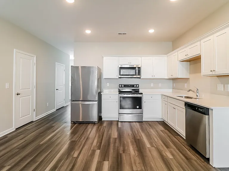 539 Landing View Dr — Photo 7