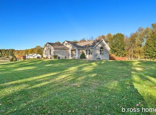13800 Winter Valley Dr NE, Cedar Springs, MI 49319