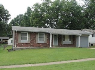 2419 Wesington Dr, Maryland Heights, MO 63043