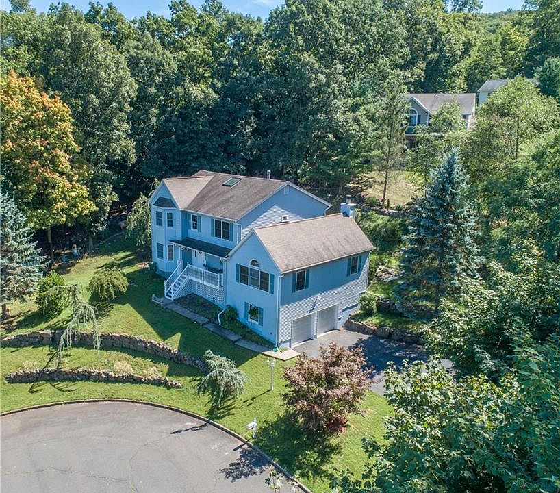 1st image of 11 Marianne Ln