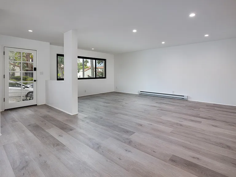 121 Burton Cir #1 — Photo 5