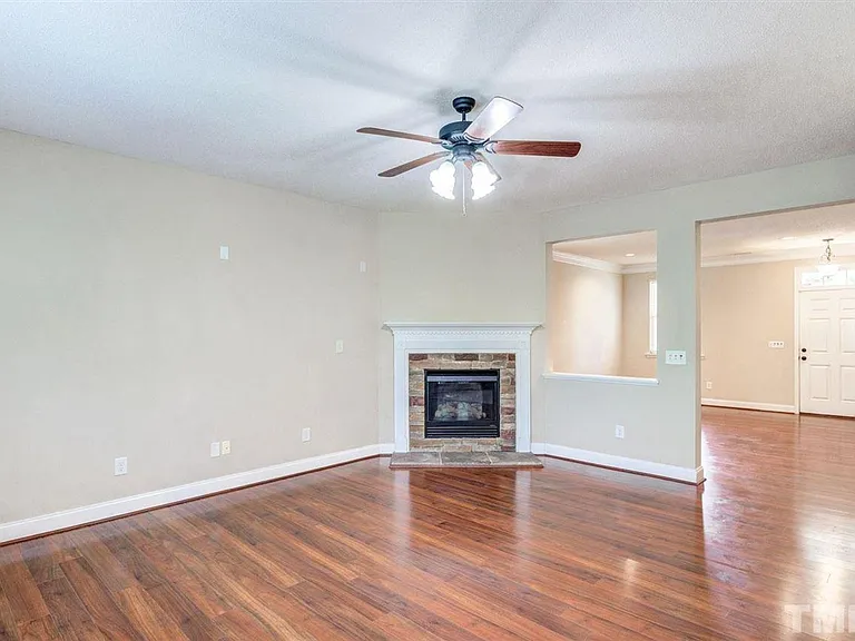 2002 Remington Oaks Cir — Photo 7