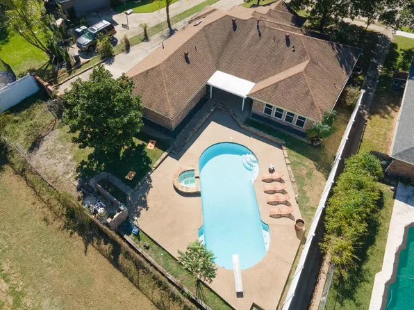 5014 Durango Dr, Garland, TX 75043