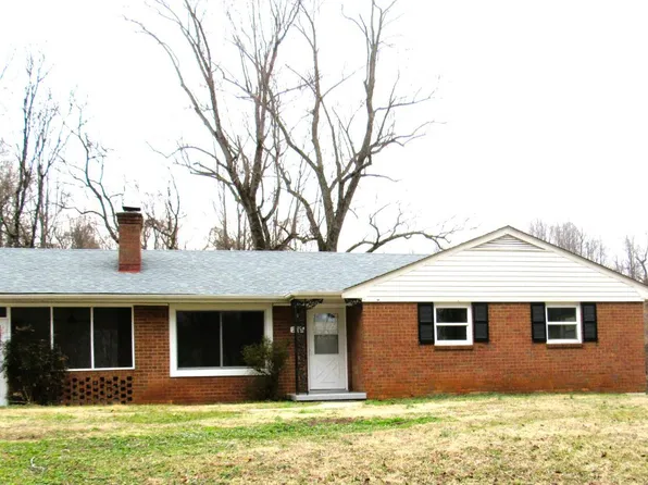 207 Martins Ln, Madison Heights, VA 24572