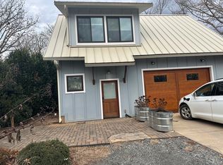 115 Carrier St APT 117, Asheville, NC 28806