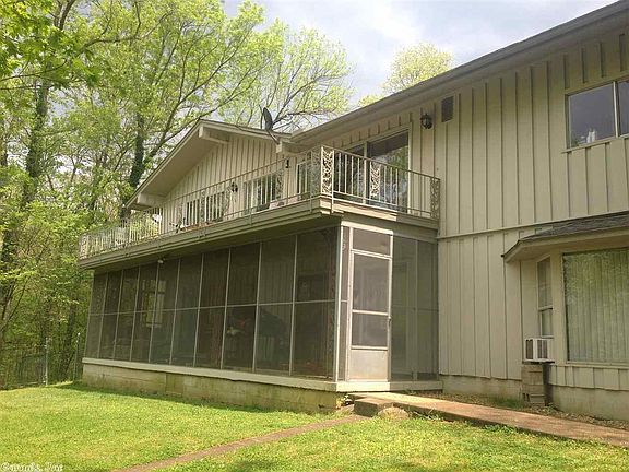 2nd image of 140 Powhatan Dr