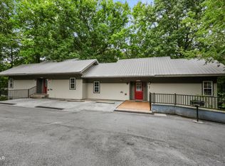 537 Johnson Ln #1, Gatlinburg, TN 37738