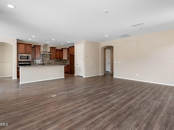 5th image of 26773 W MCRAE Drive