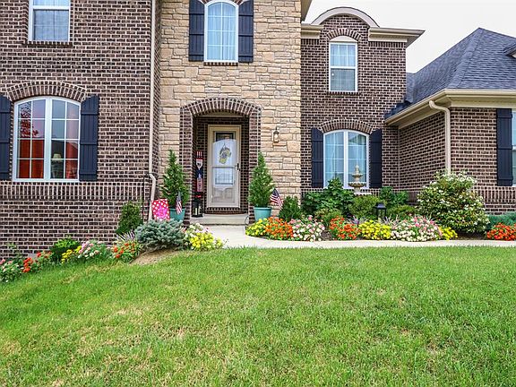 3rd image of 13031 Barbaro Dr