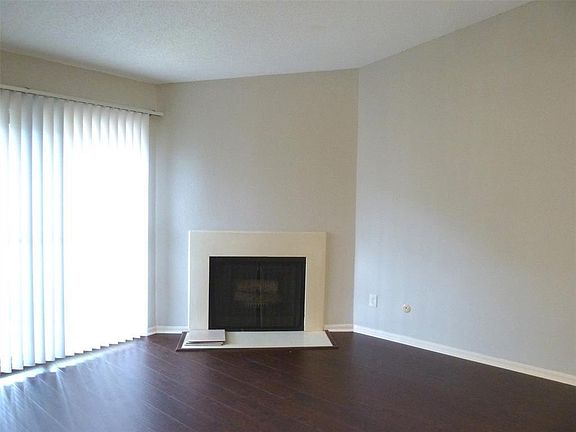5th image of 2120 El Paseo St APT 1408