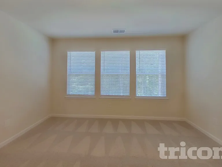 1108 Bandon Dr — Photo 8