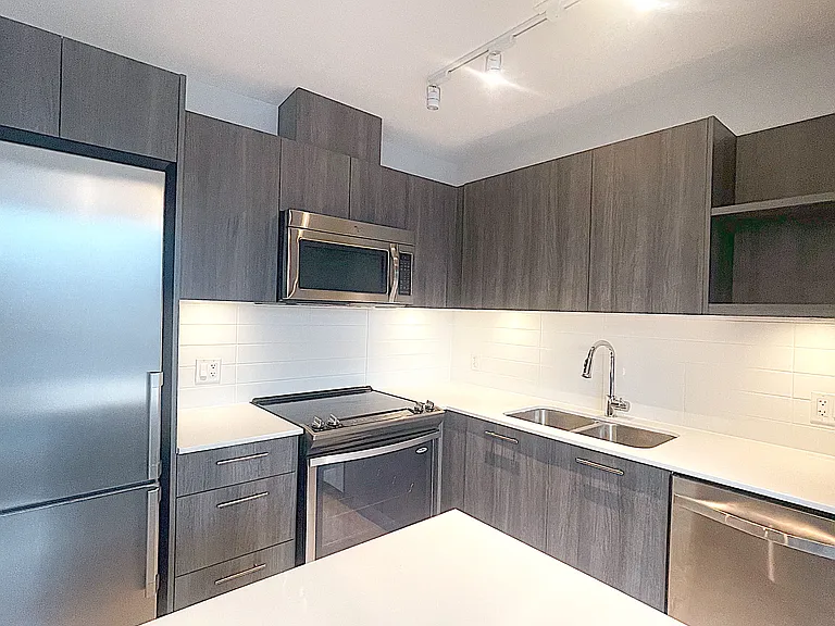 685 Pacific Blvd #1002 — Photo 3