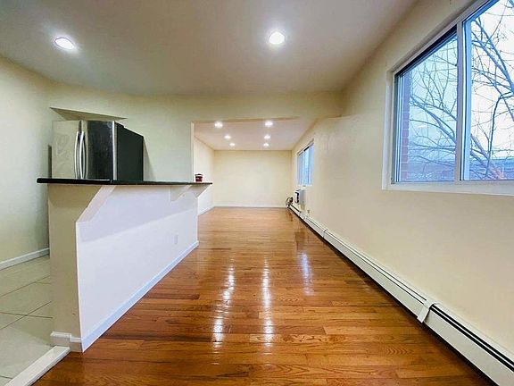 3rd image of 24-29 23rd St #3