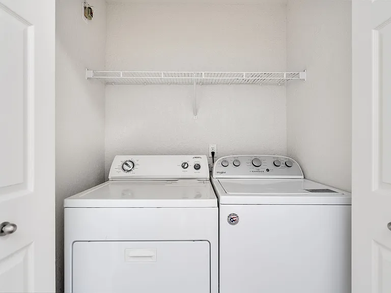 Aberdeen of Brighton Apartments — Photo 6