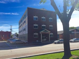 261 Pine St APT 33, Manchester, NH 03103