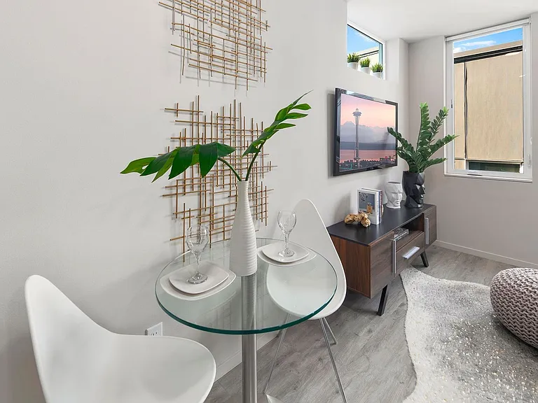 Avala Apartments — Photo 25
