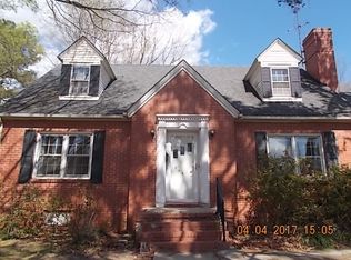 405 Martin Luther King Jr Ave, Oxford, NC 27565