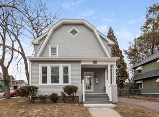 59 Beacon Ave, Holyoke, MA 01040