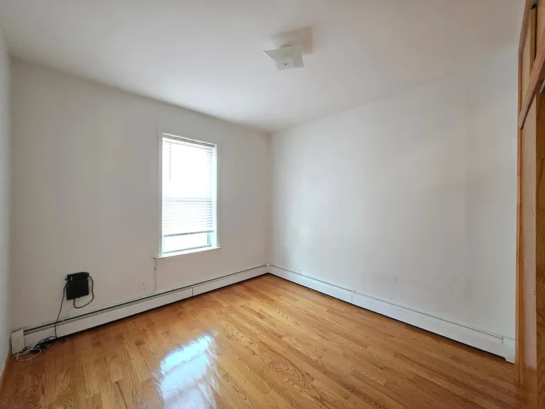 1855 74th St #2RR — Photo 8