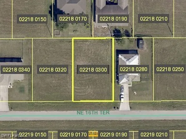 2201 NE 16th Ter, Cape Coral, FL 33909