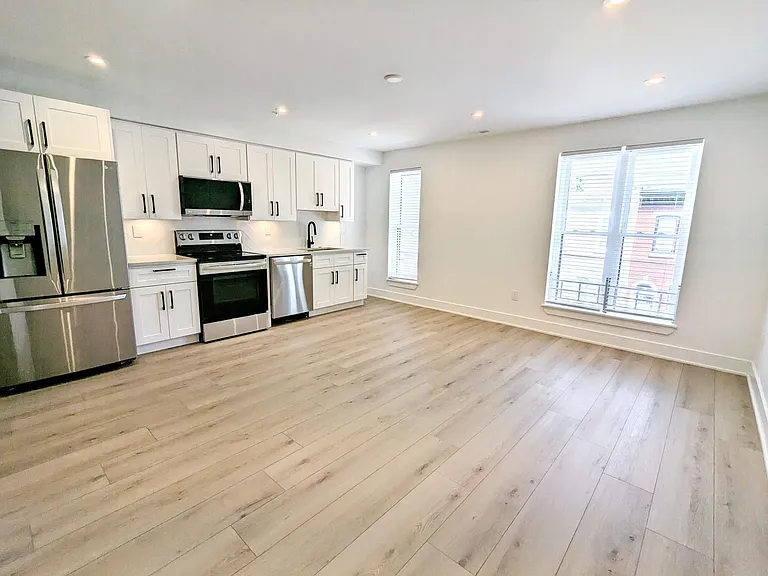 1644 N 26th St #2 — Photo 5