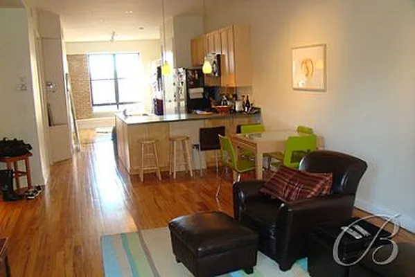 Rented by Bellmarc Realty | media 14