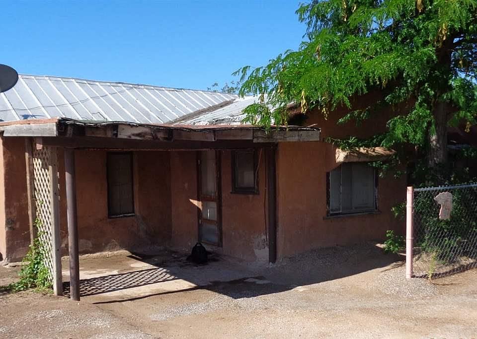 1st image of 407 W Gage Ave