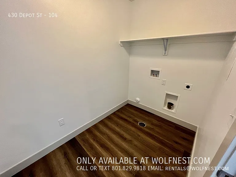 430 E Depot St #104 — Photo 3