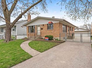 921 Highland Ave, Thornton, IL 60476